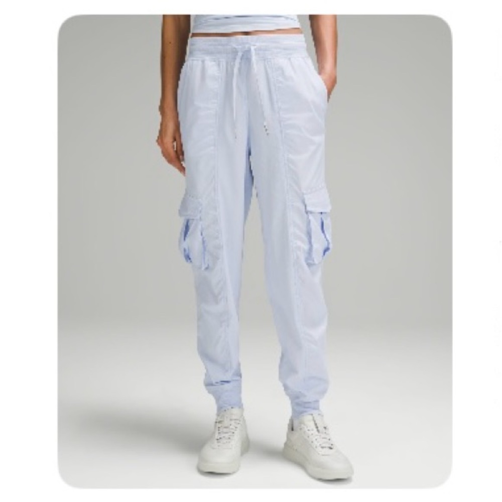 Lululemon Athletica Blue Joggers with Elastic Waistband
